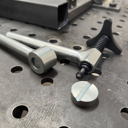 Prensa tipo F AcuWeld | Sujeción Modular para Mesas de Soldadura